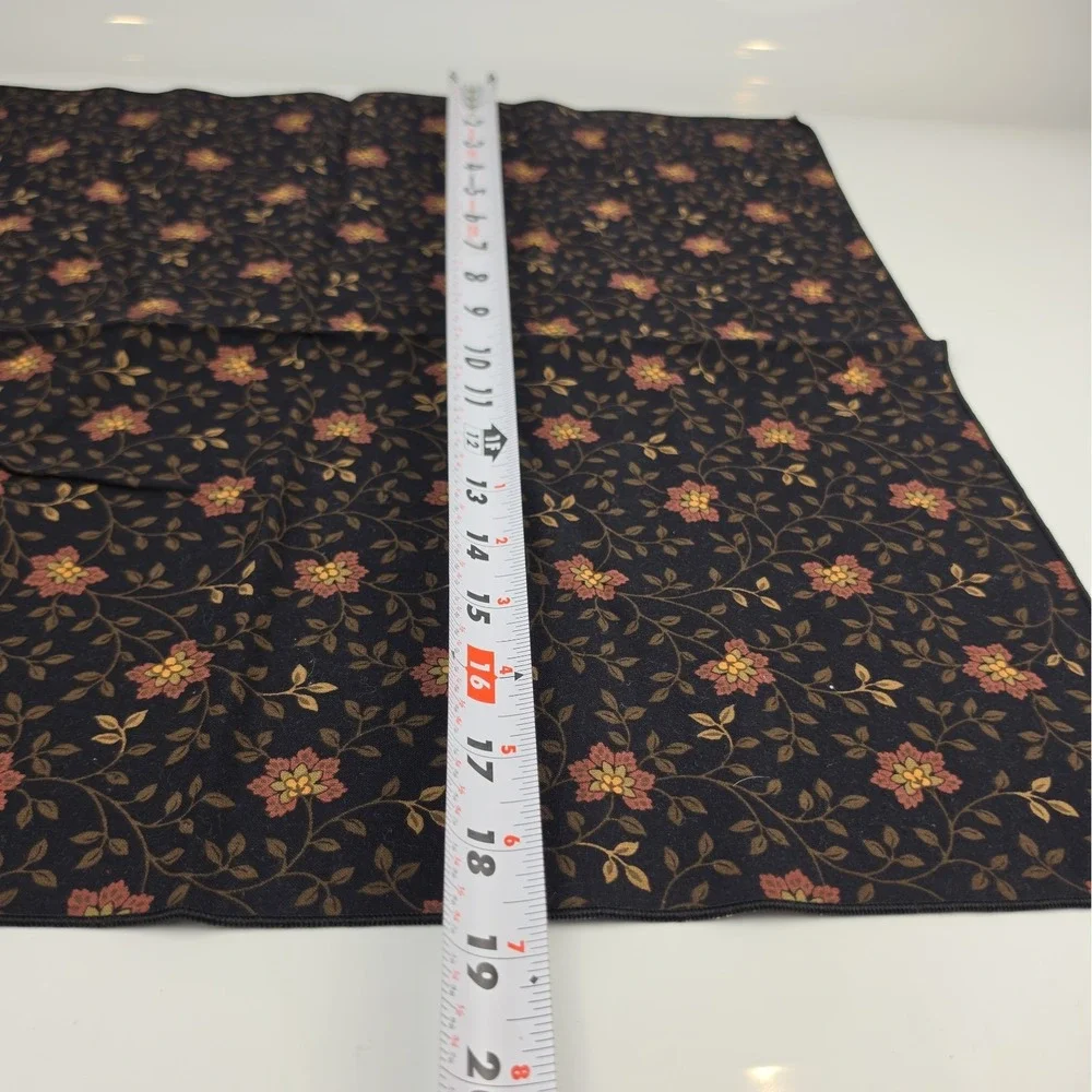 Vera Bradley Black Walnut Retired 8 Placemats 8 Napkins Quilted Cotton Set